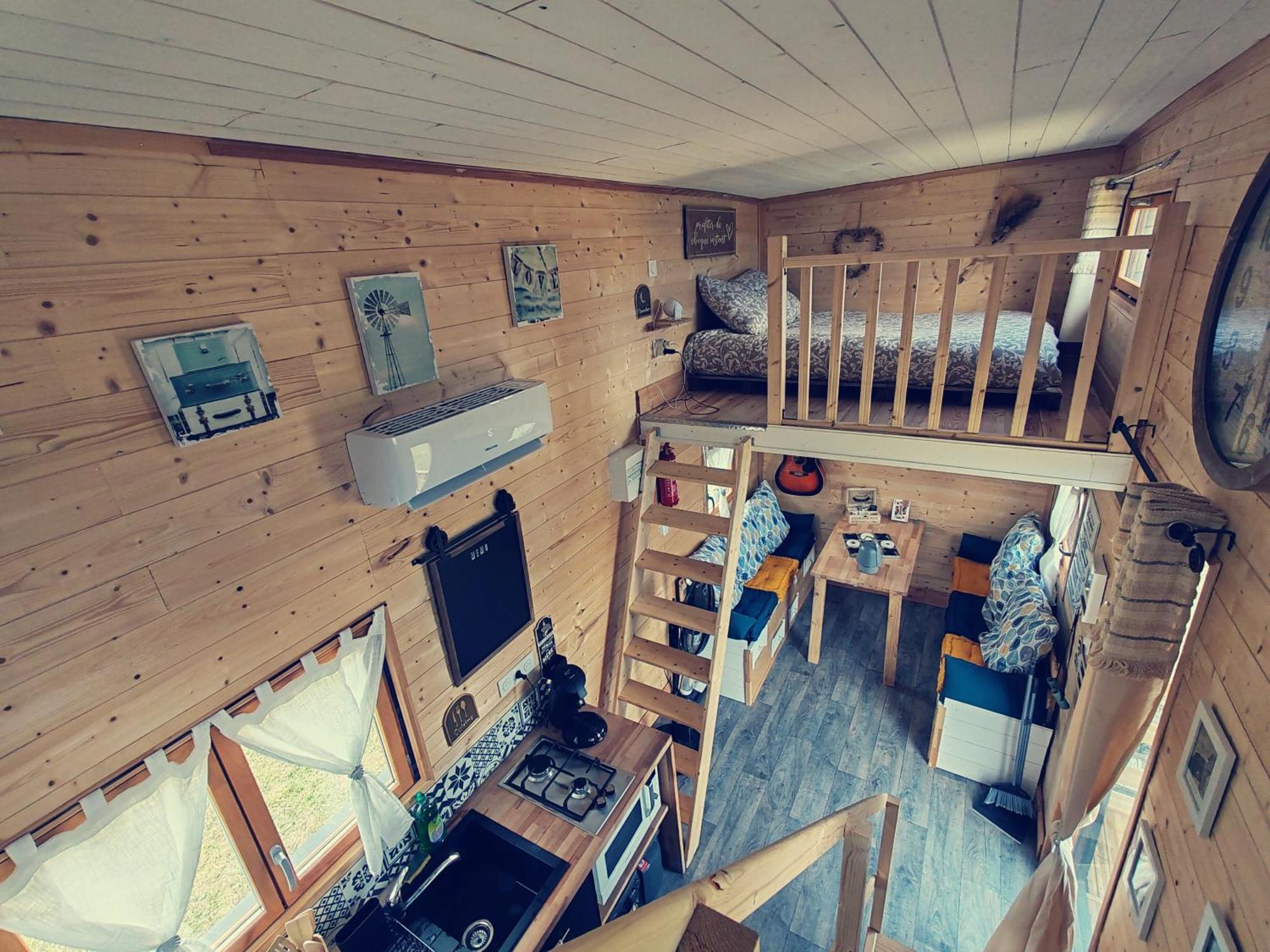 Vila Tiny House Des Bougnats Teilhede Exteriér fotografie