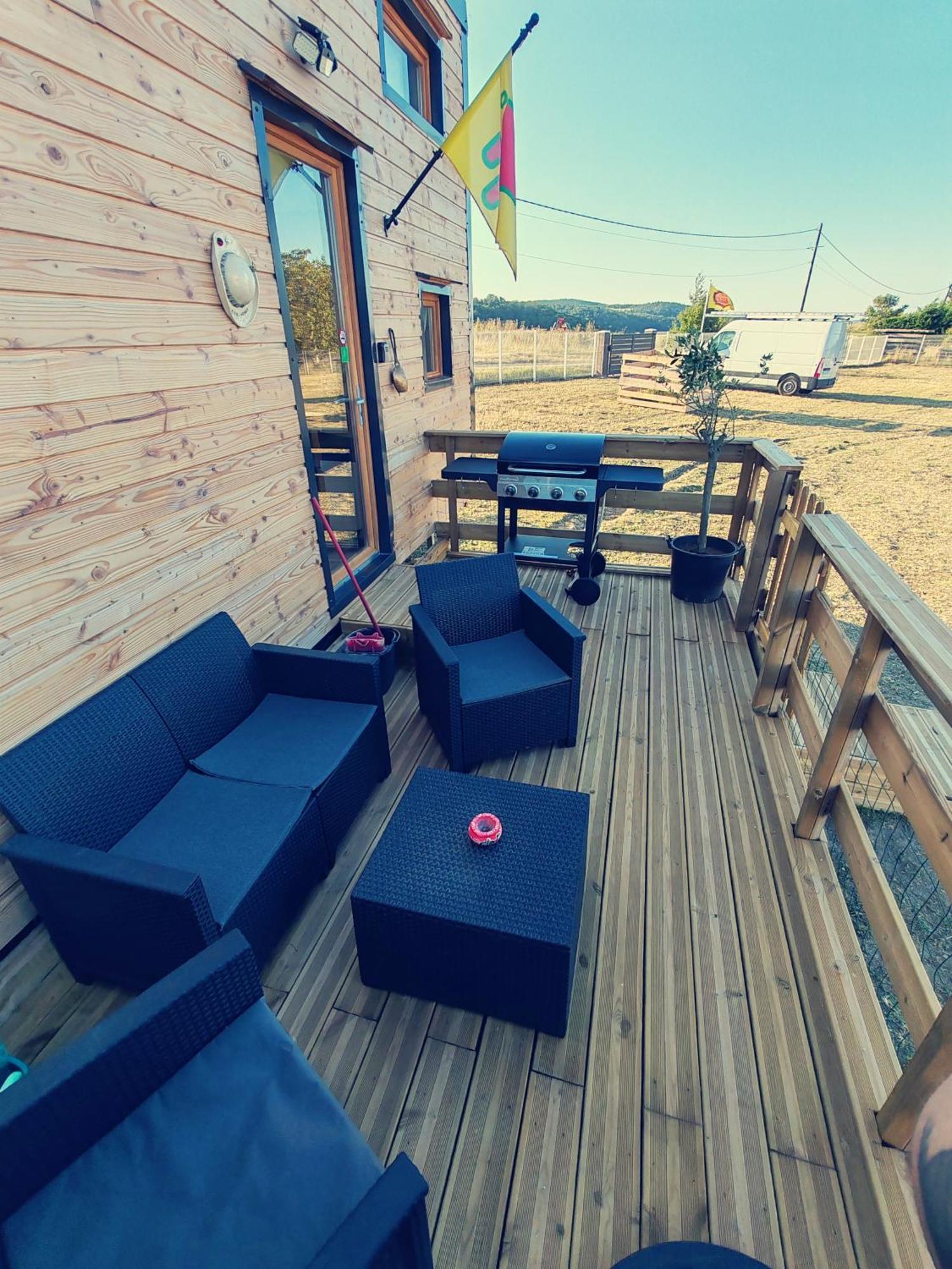 Vila Tiny House Des Bougnats Teilhede Exteriér fotografie